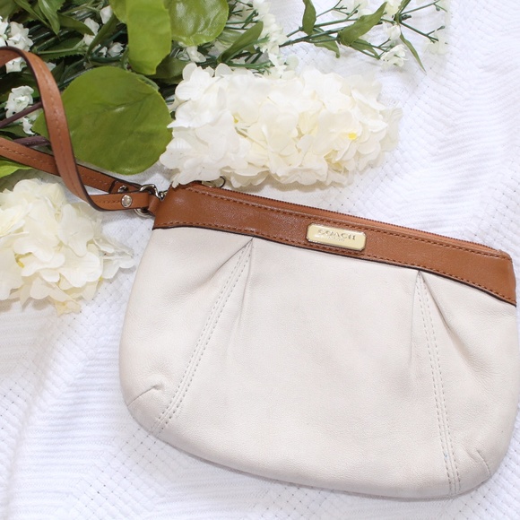 Coach Handbags - Coach Cream Leather Wristlet
